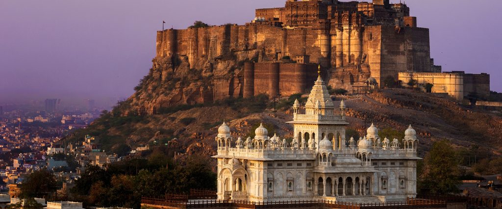 Scenic,View,Of,The,White,Palace,Temple,And,The,Mehrangarh